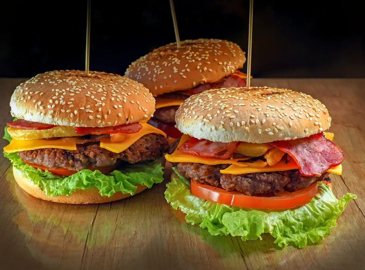 Jak przygotowuje się burgery w wersji śródziemnomorskiej?