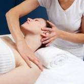 Stosowanie akupresury i masażu w sytuacjach stresowych